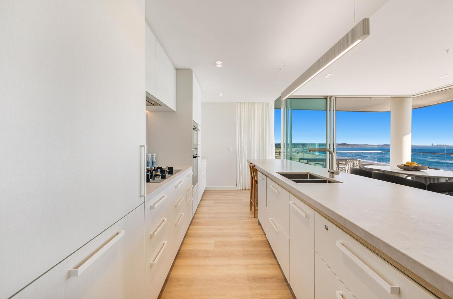Apartment Miles At Kirra Unit 701 *