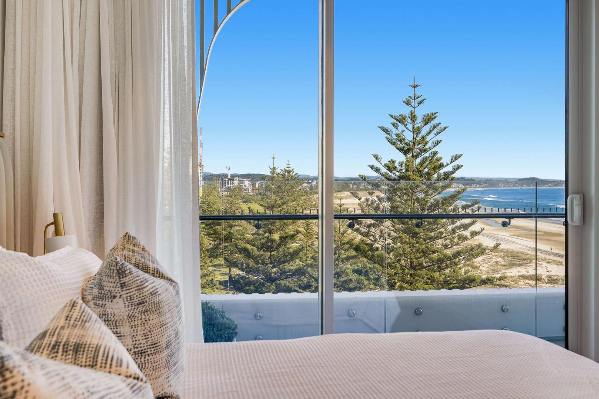 Miles At Kirra Unit 701 Gold Coast