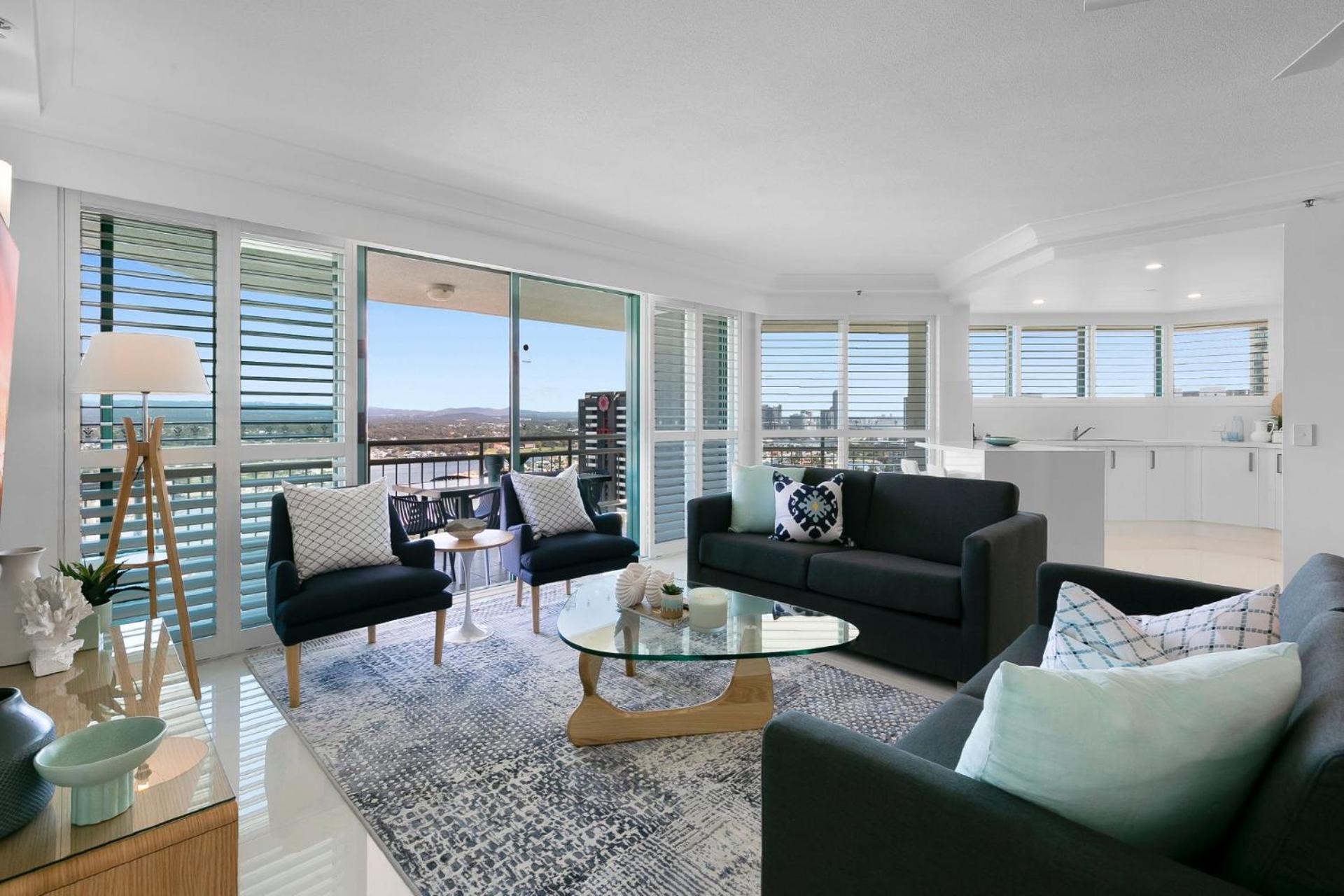 Apartment Crown Towers Deluxe 3 Bedroom - Coasthm