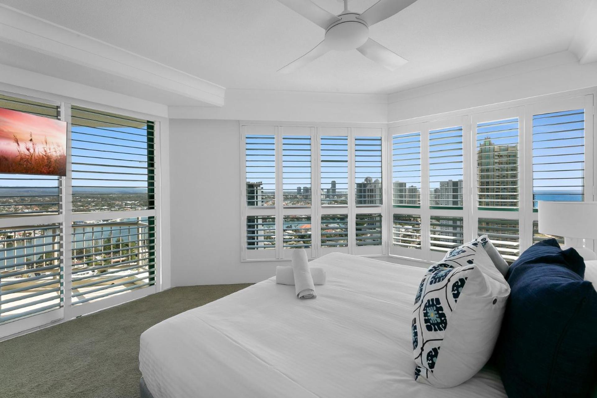 Crown Towers Deluxe 3 Bedroom - Coasthm Apartment Gold Coast