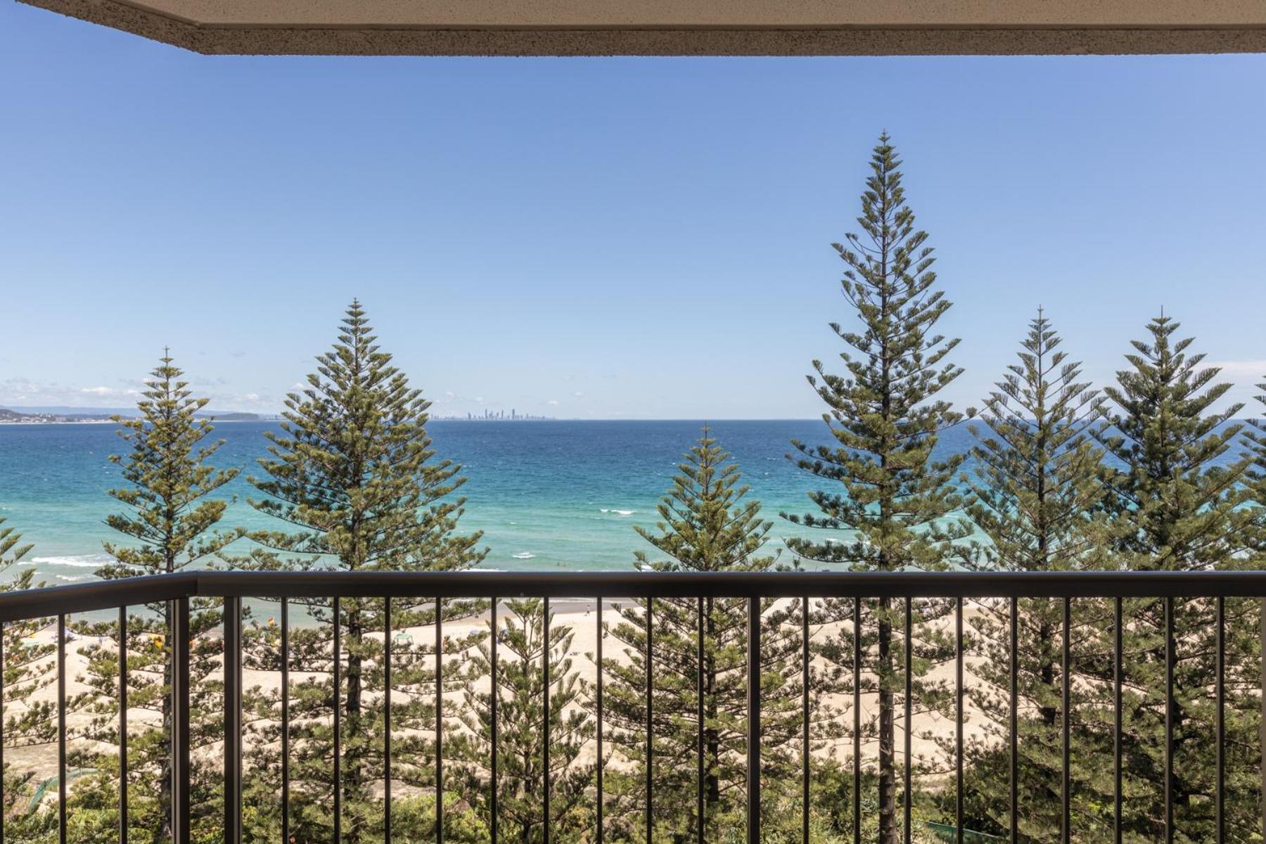 Aparthotel Columbia Beachfront On Rainbow Bay