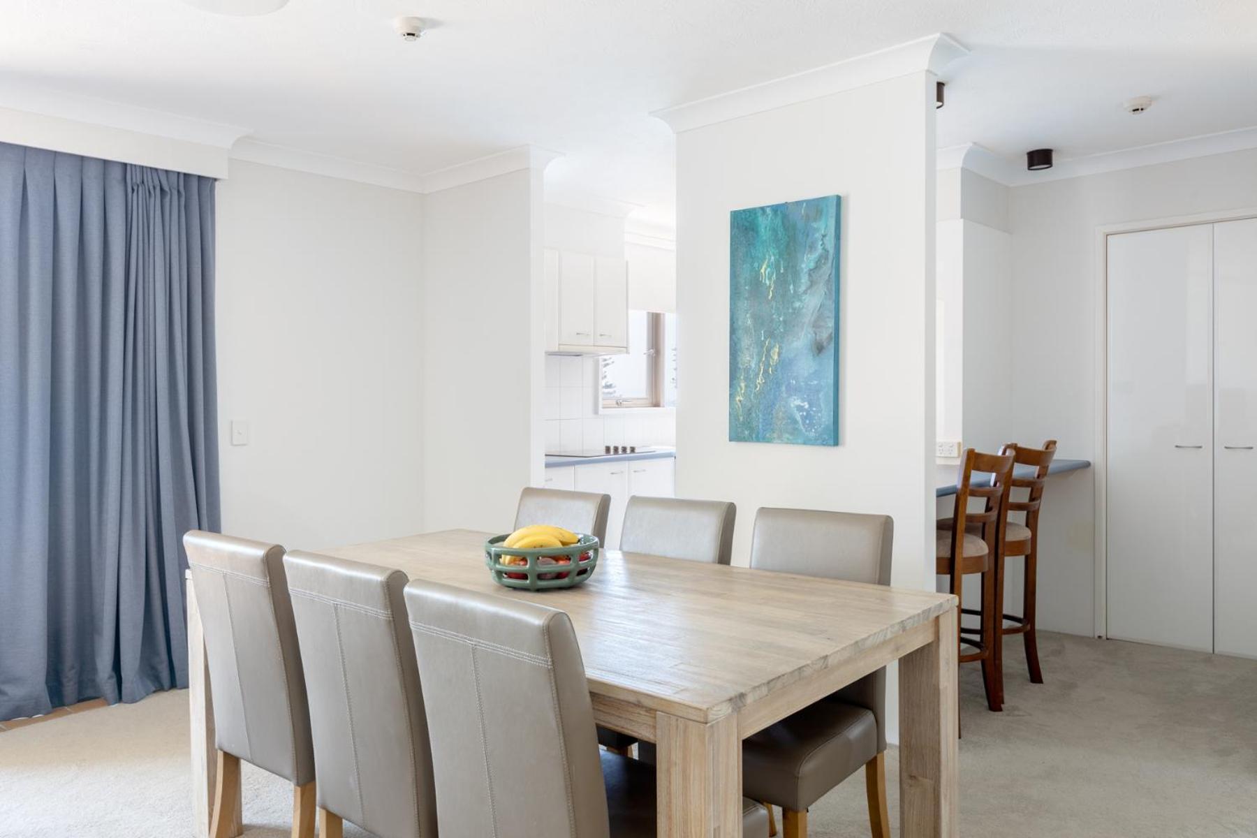 Columbia Beachfront On Rainbow Bay Aparthotel
