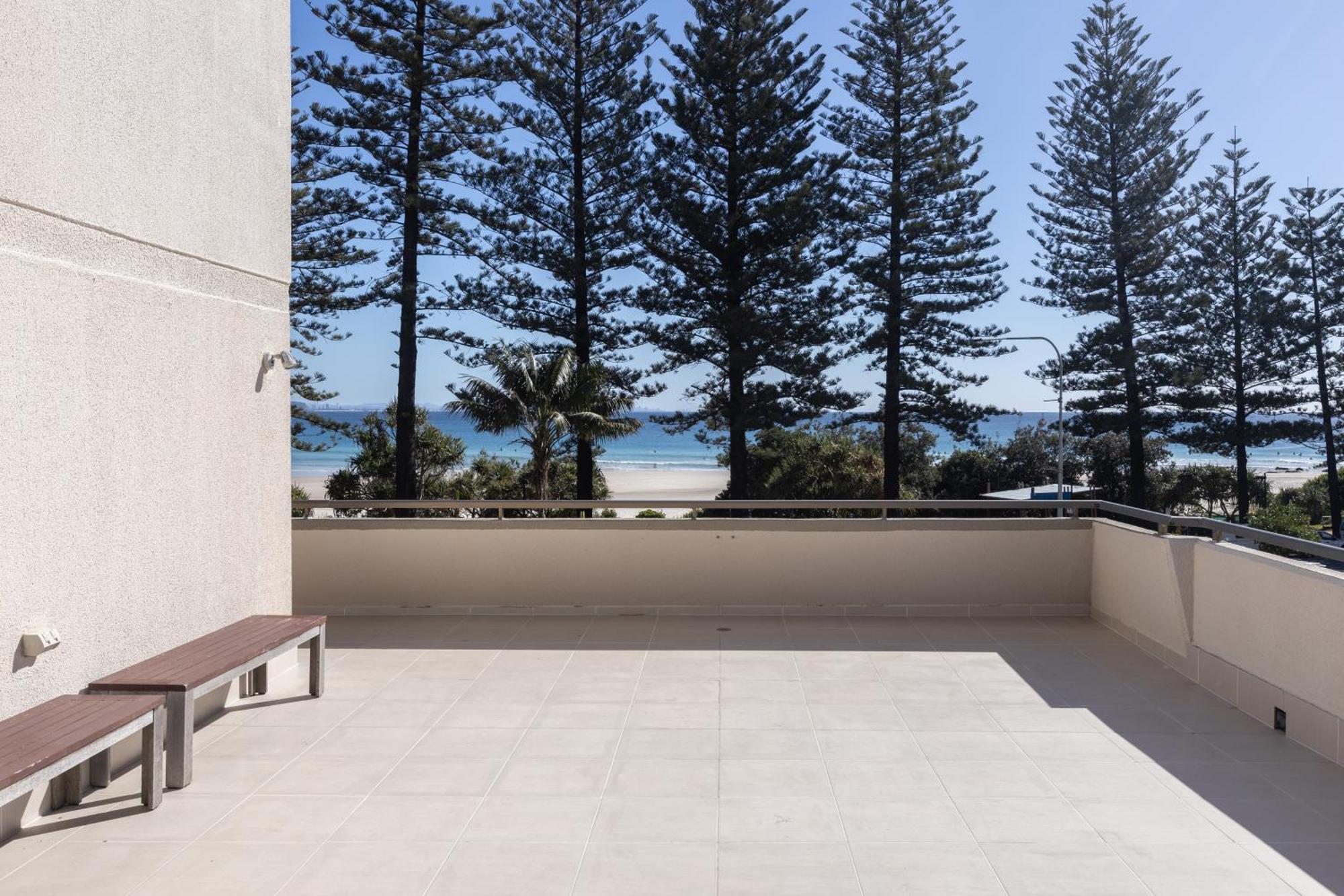 Columbia Beachfront On Rainbow Bay 4* Gold Coast