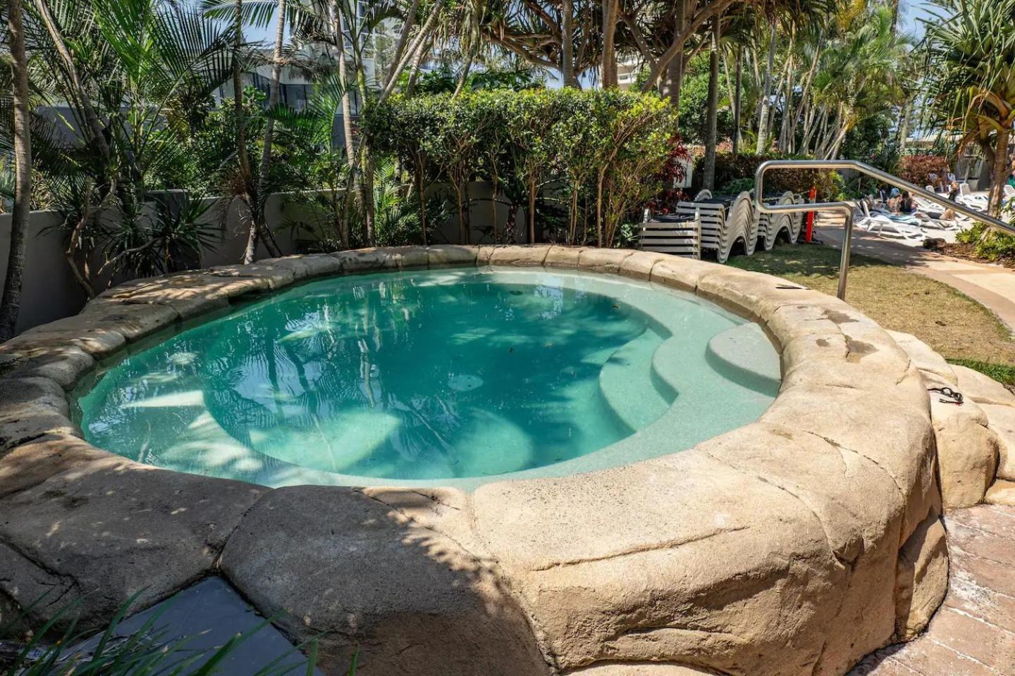 Lagoon Splash - Perfect Family Surfers Apartment Gold Coast