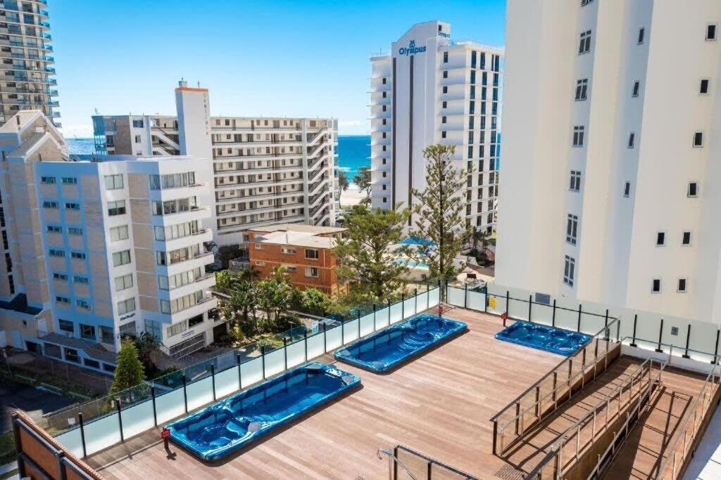 Inn Beachside In Heart Of Surfers Paradise With