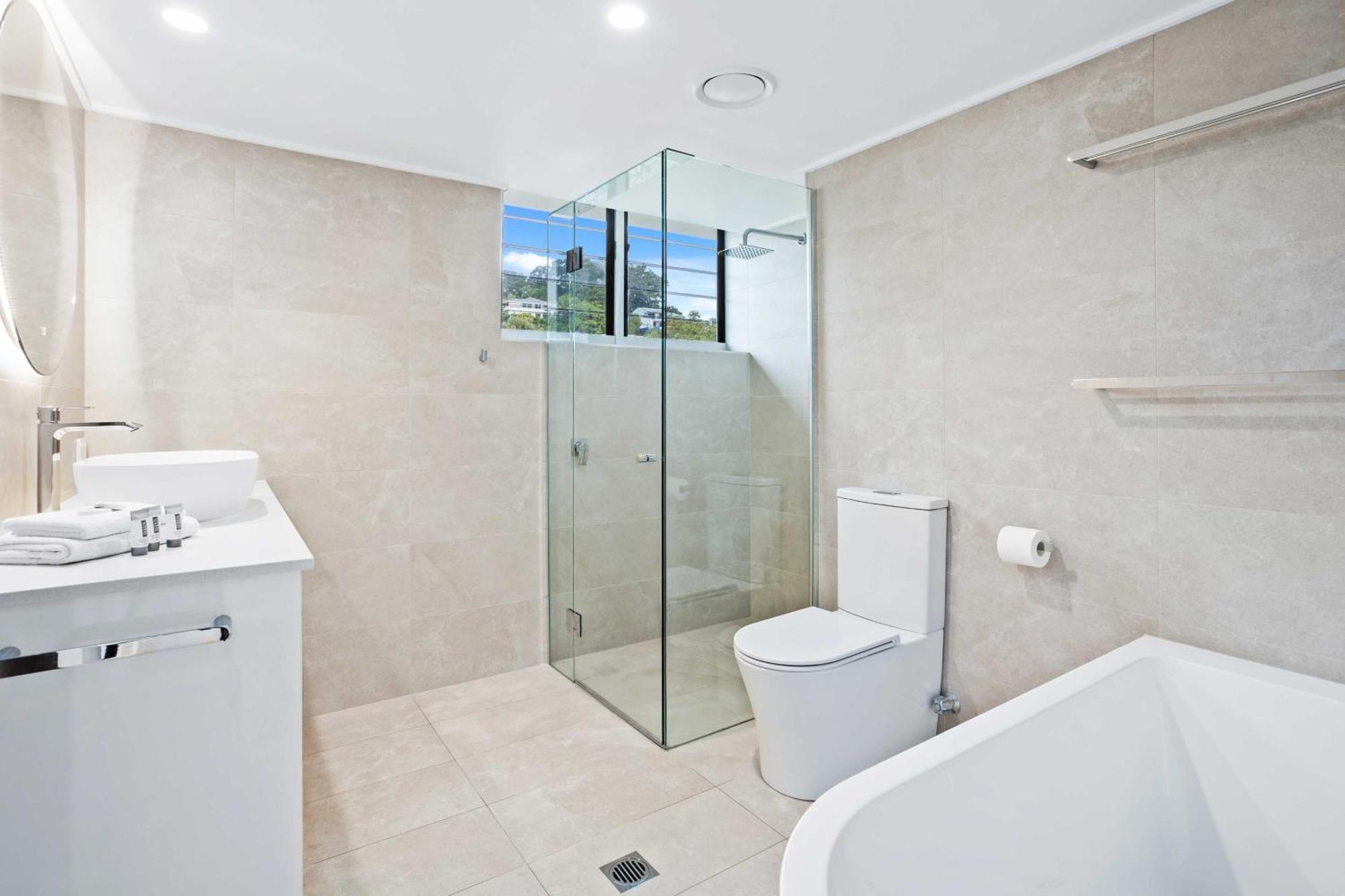 Apartment Expansive Hilltop Ocean Views In Burleigh Heads Gold Coast