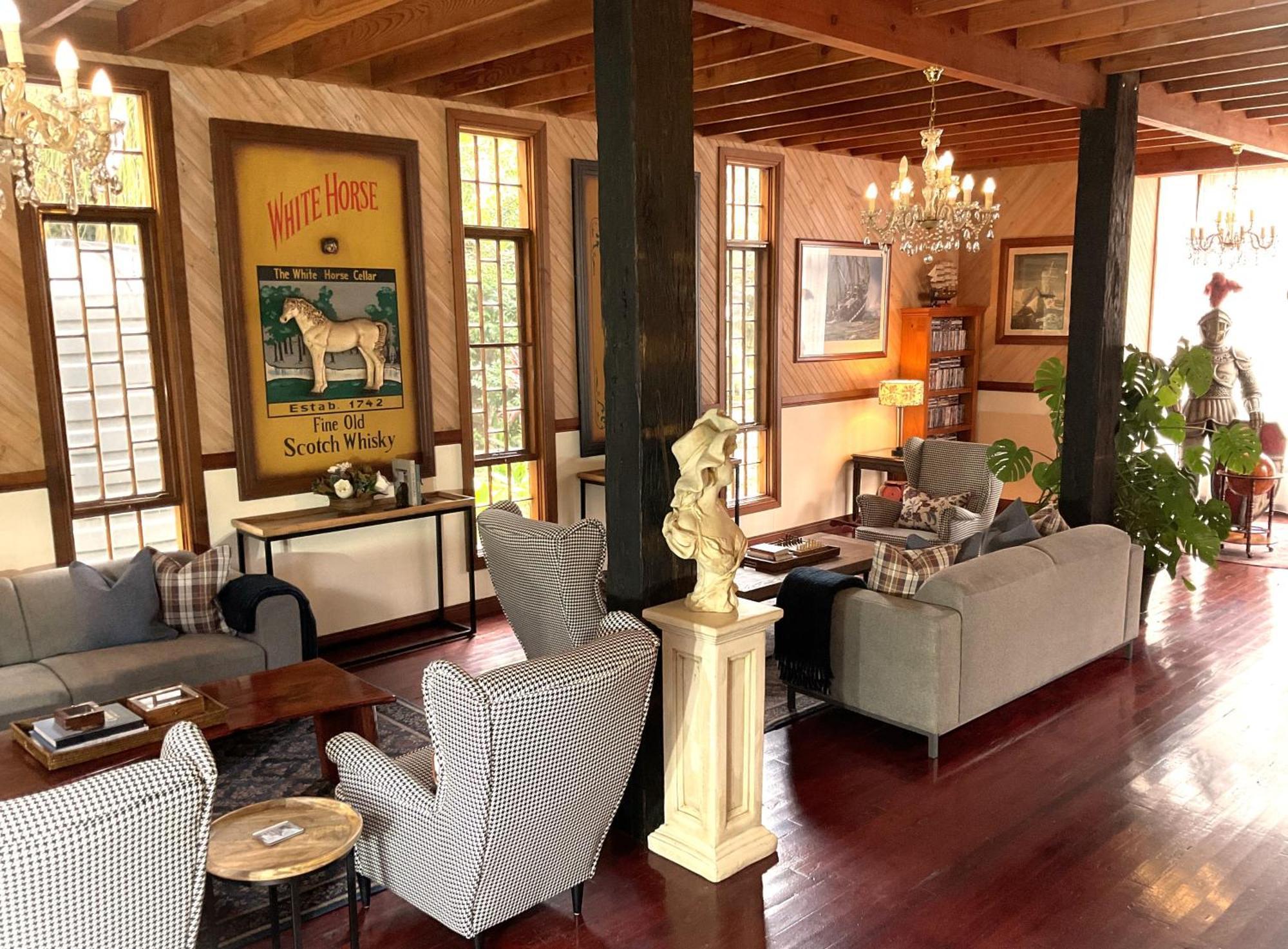 Mt Tamborine Stonehaven Manor Guest house