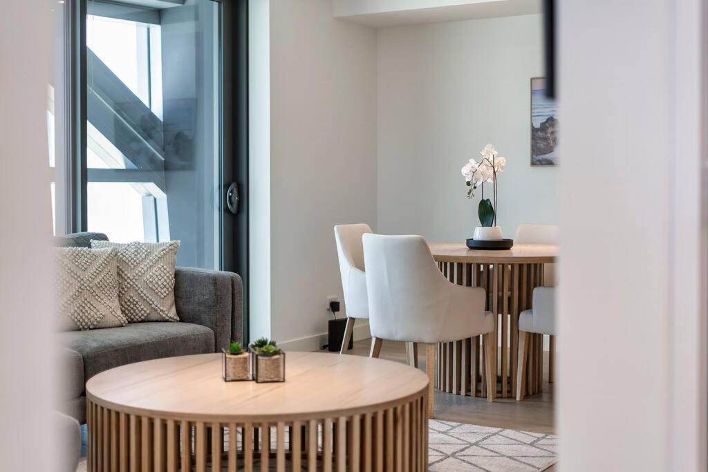 Jewel Beachfront Residences - Hosted By Coastal Letting Co. Apartment