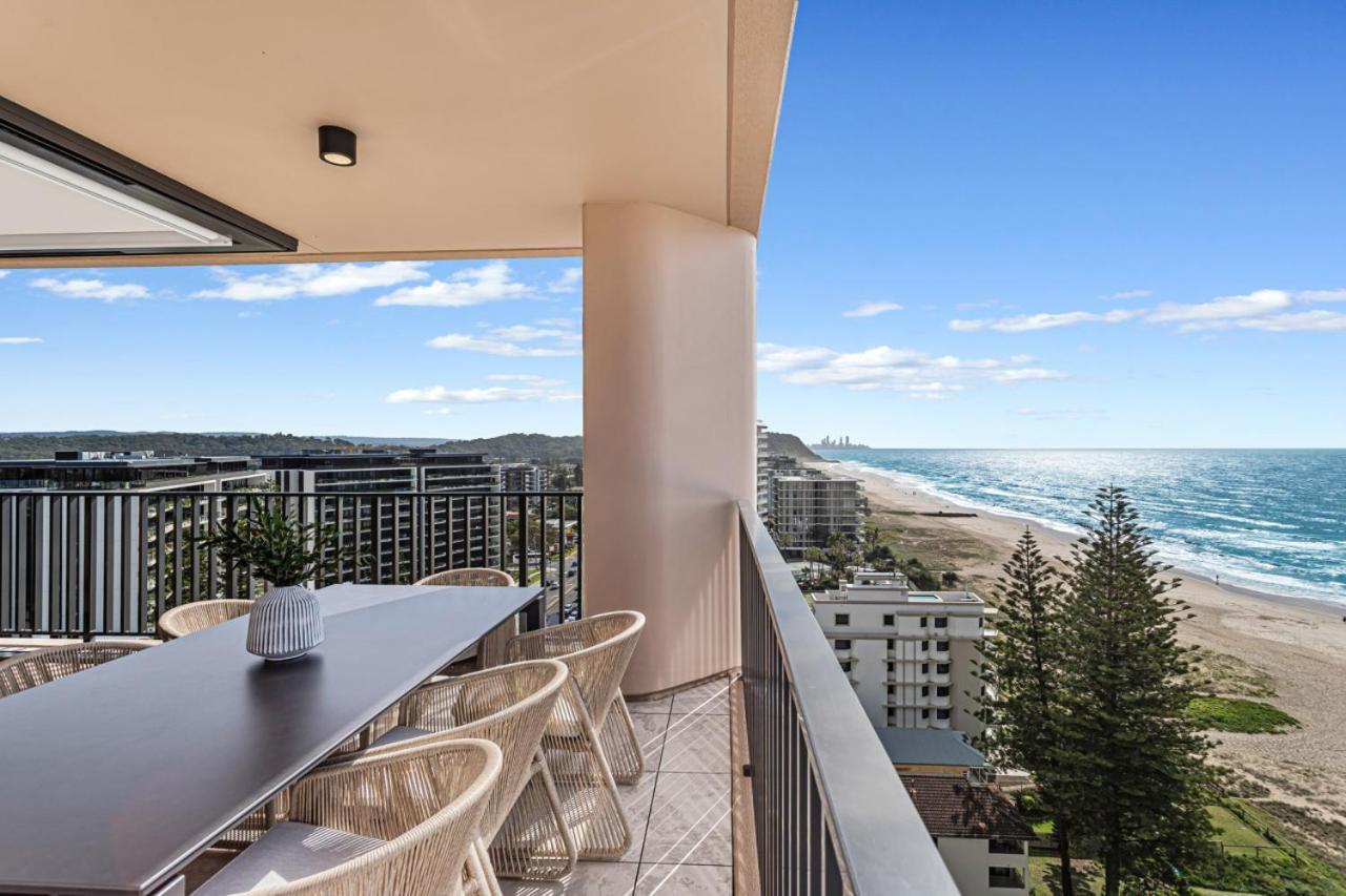 Panoramic Penthouse Views Apartment