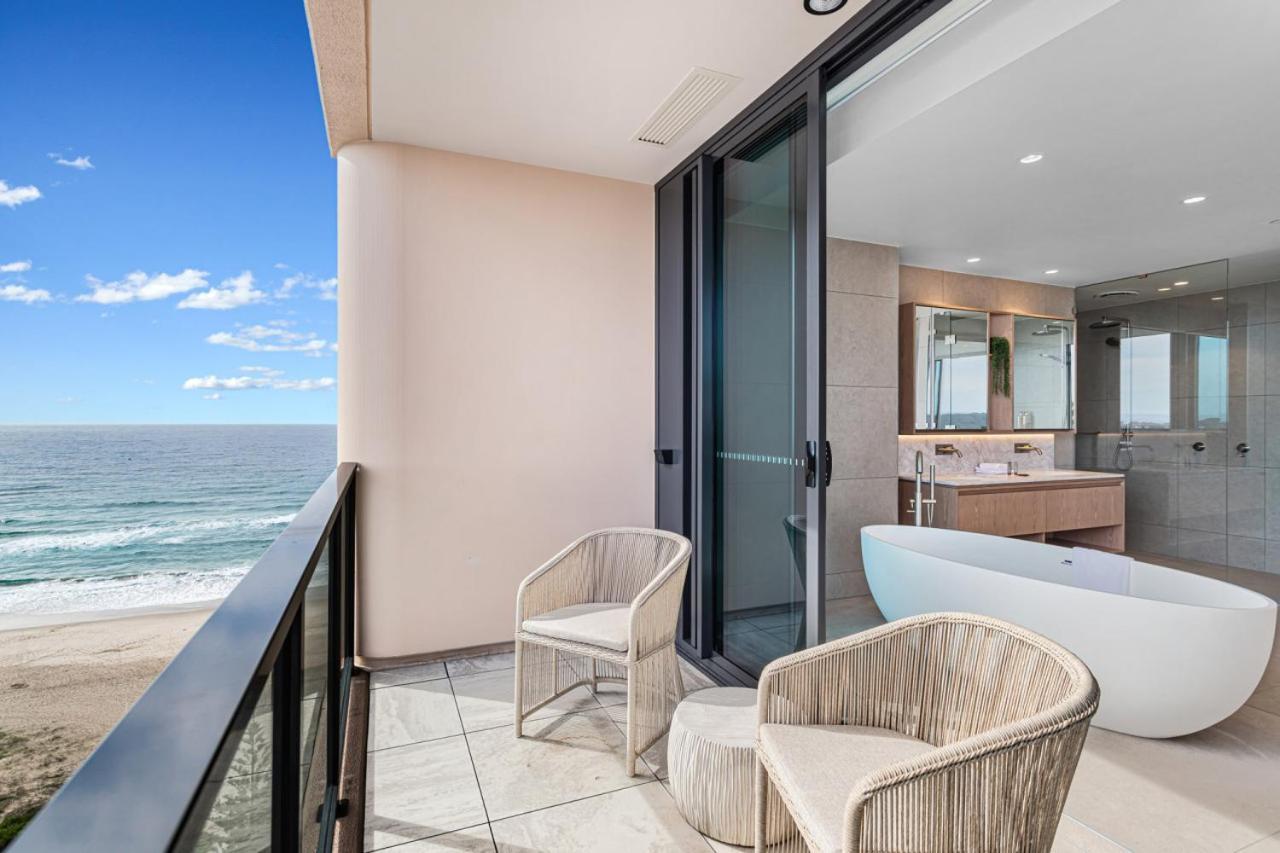 Panoramic Penthouse Views Apartment