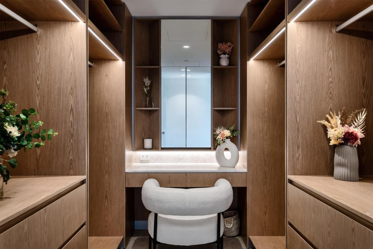 Panoramic Penthouse Views Apartment