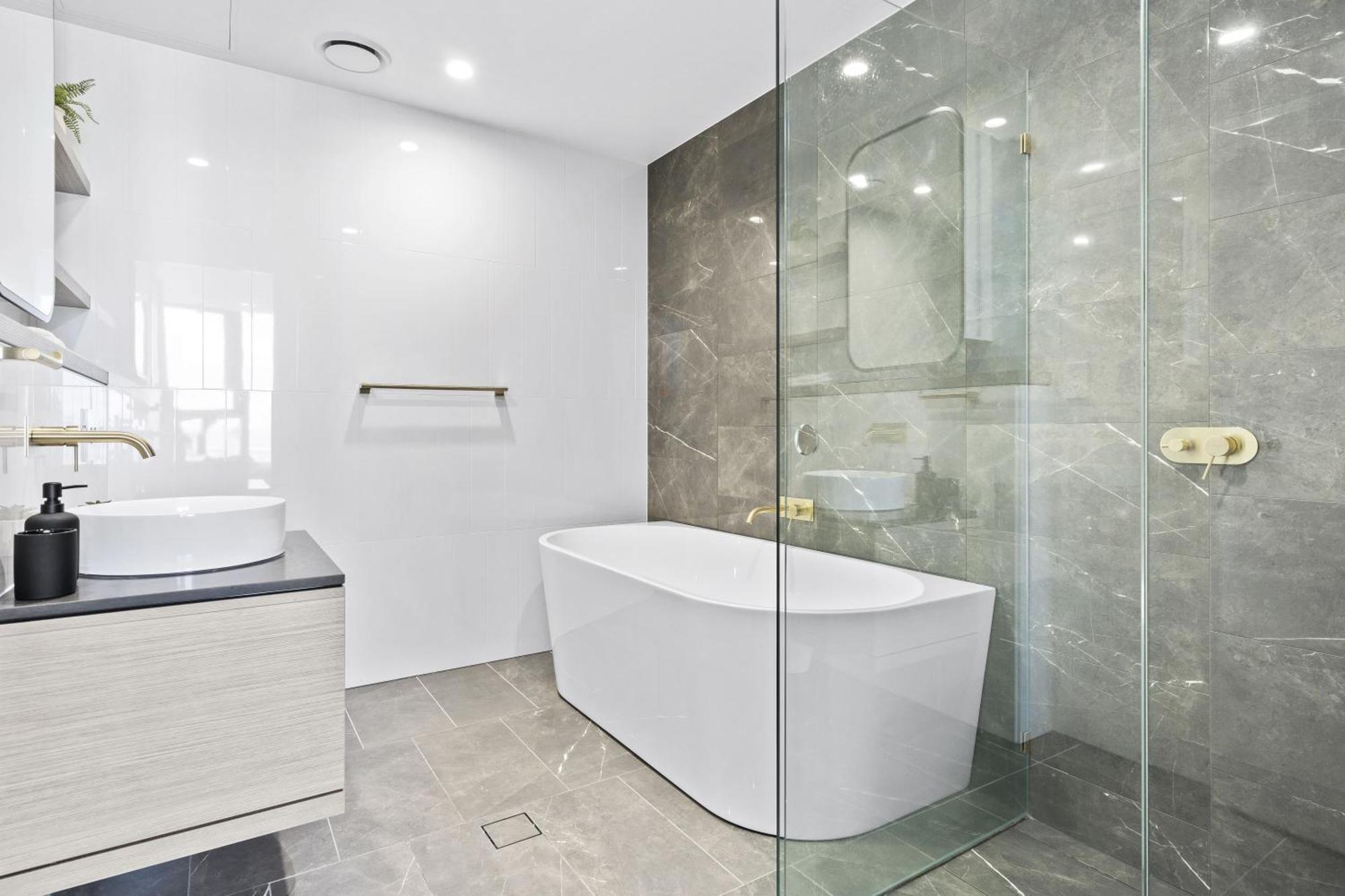 Luxury High Floor 3 Bedroom Unit With Ocean Views - Q Gold Coast