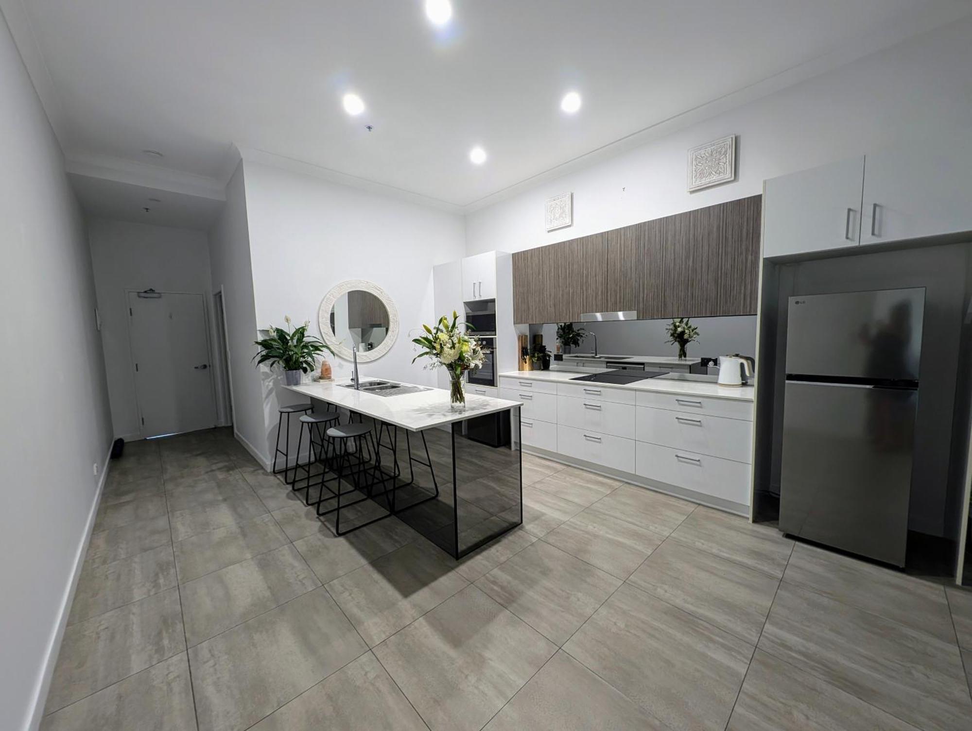 Golden Gate Apartment Gold Coast