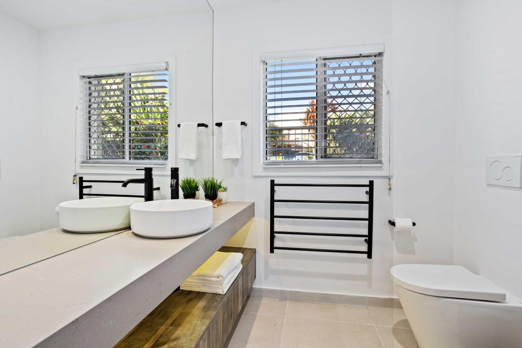 Apartment Mermaid Beachside - Direct Access Gold Coast