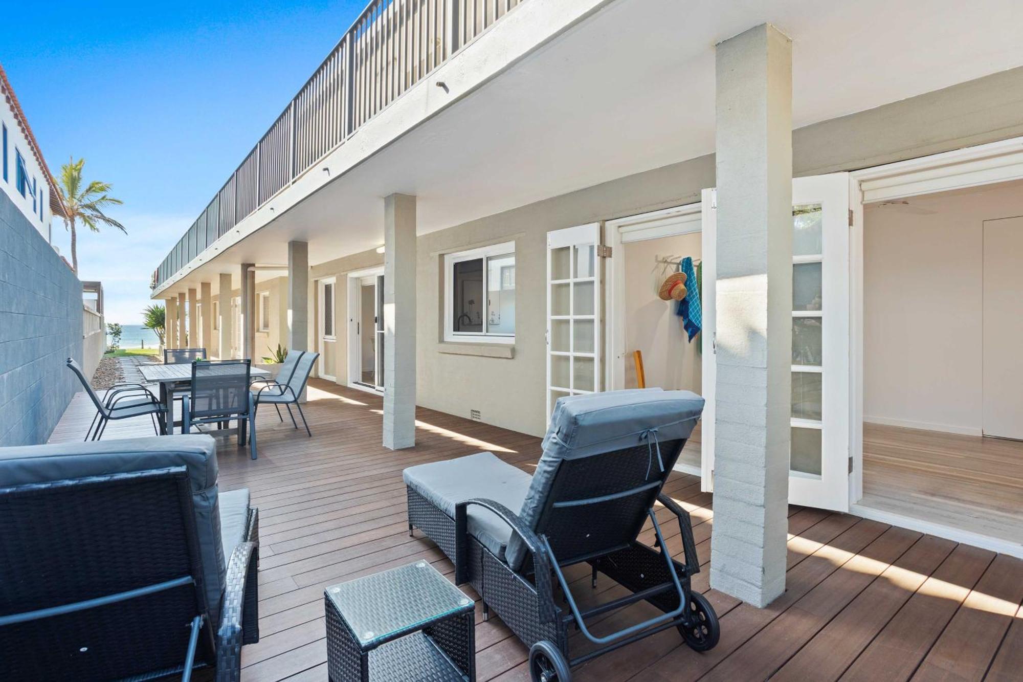 Mermaid Beachside - Direct Access Apartment *