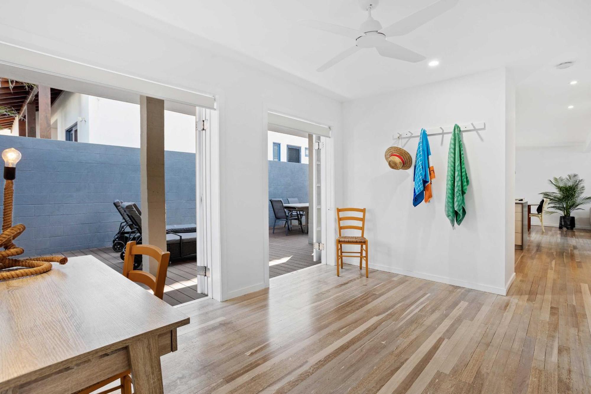 Mermaid Beachside - Direct Access