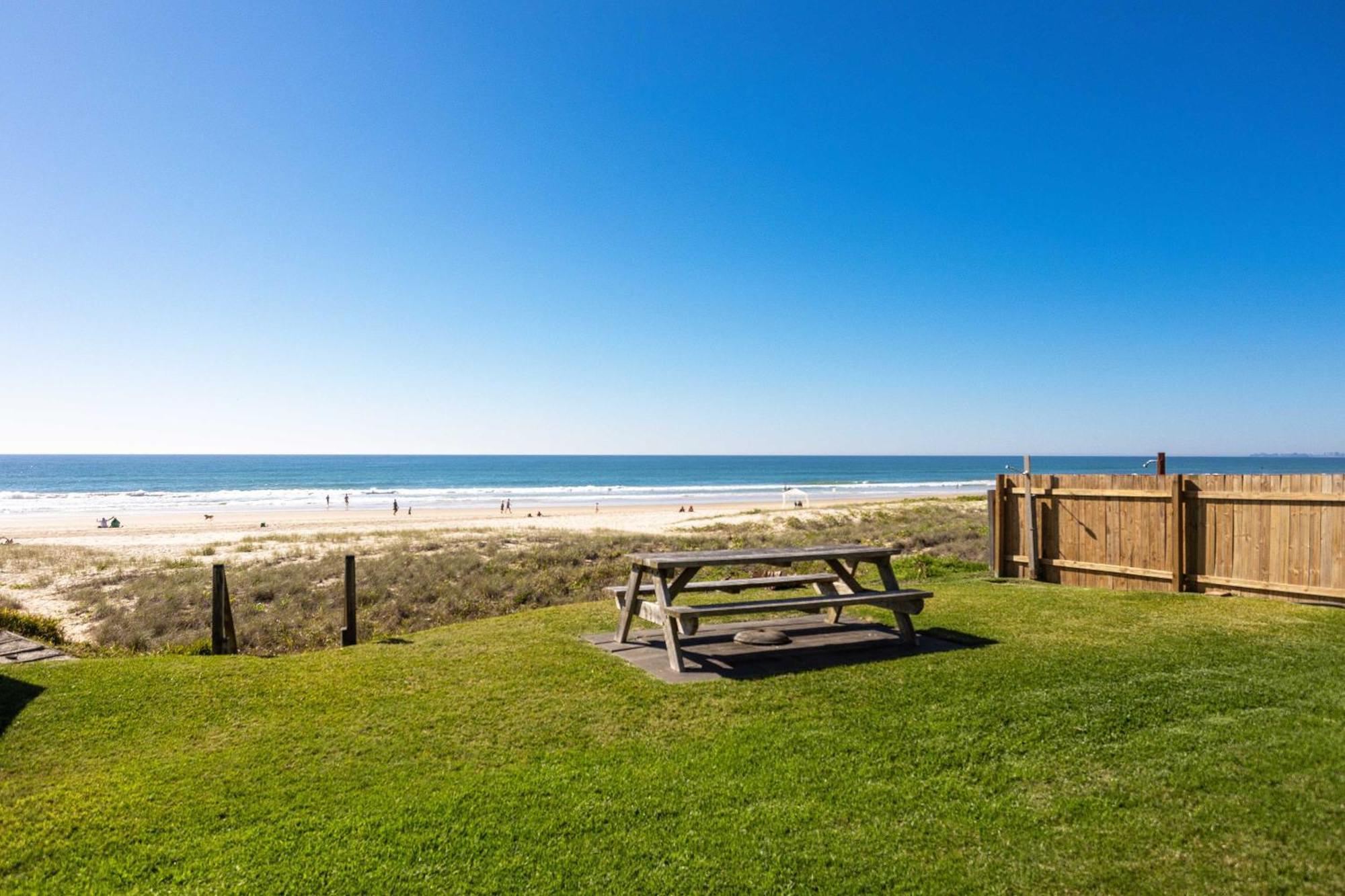 Apartment Mermaid Beachside - Direct Access Gold Coast