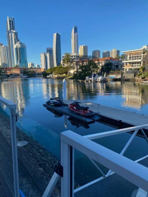 Surfers Paradise Penthouse & Rooftop Plunge Pool * Gold Coast