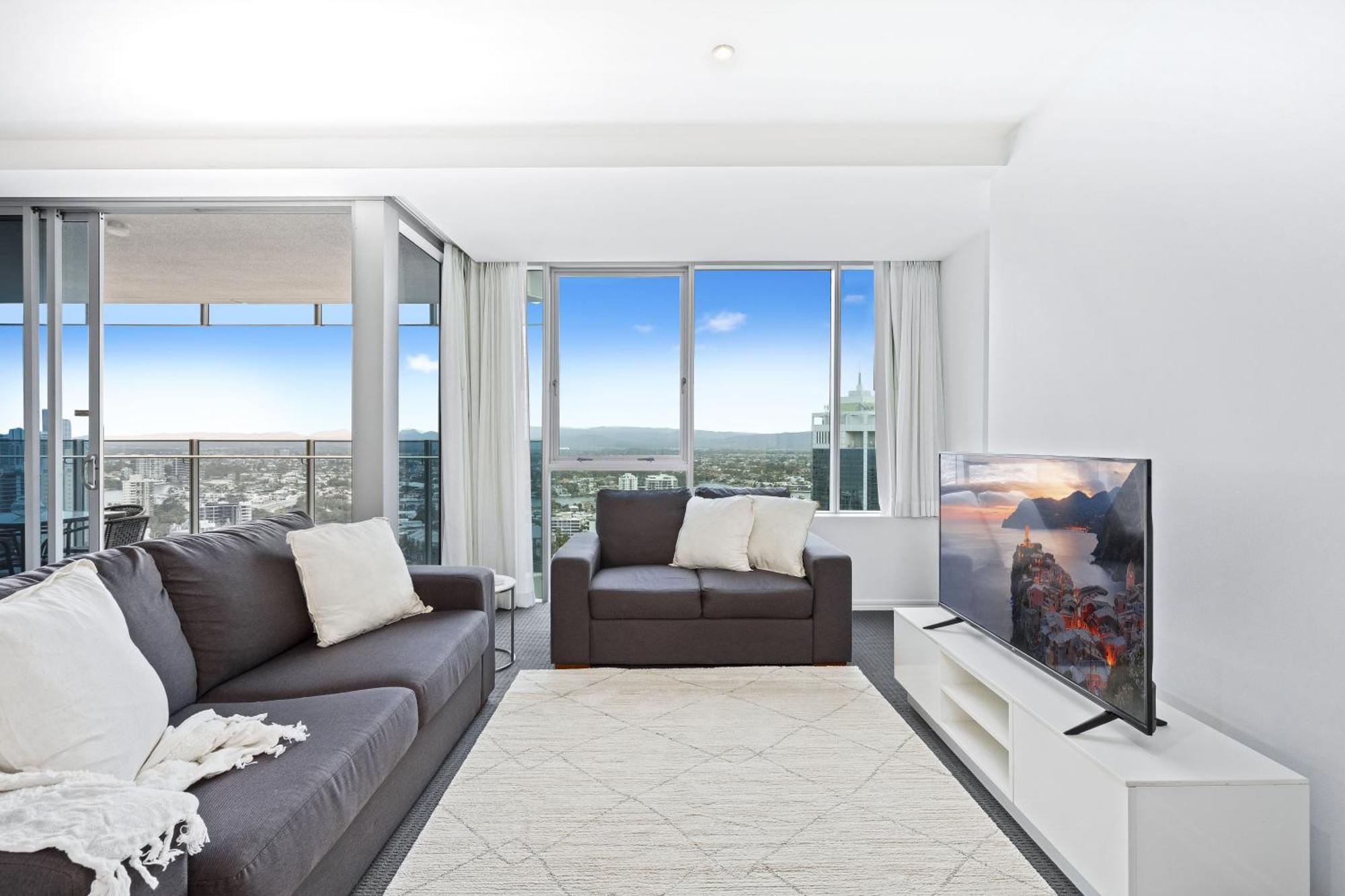 H Residences - Qstay *