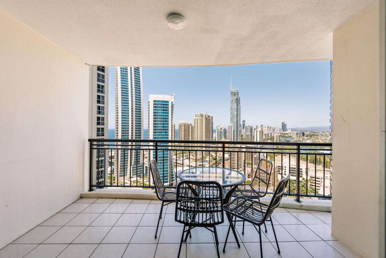 Style Chevron Surfers Paradise By Travels