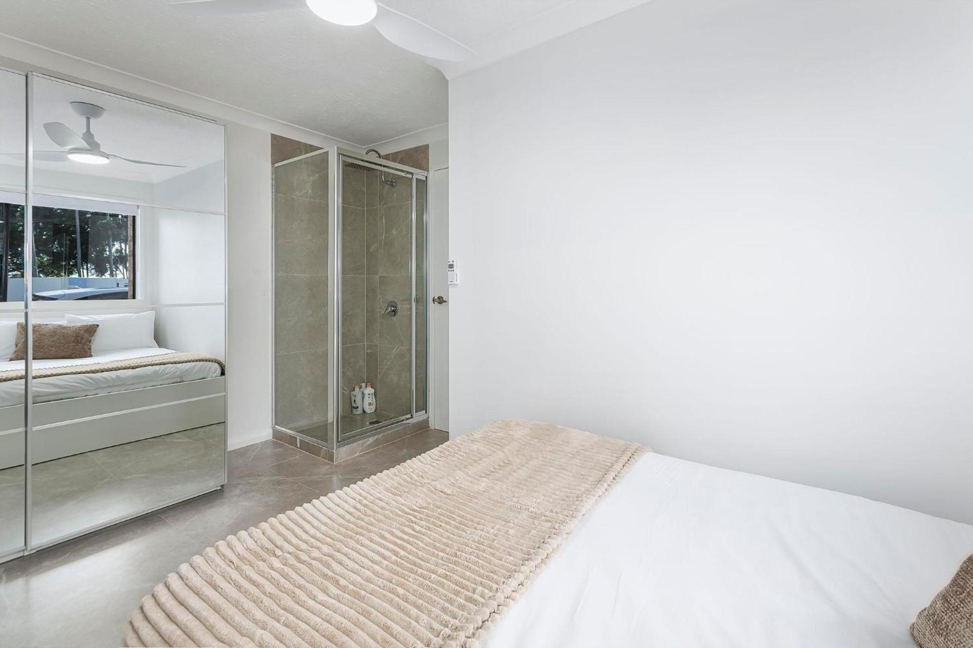 Rio Grand Peninsular Dr Gold Coast