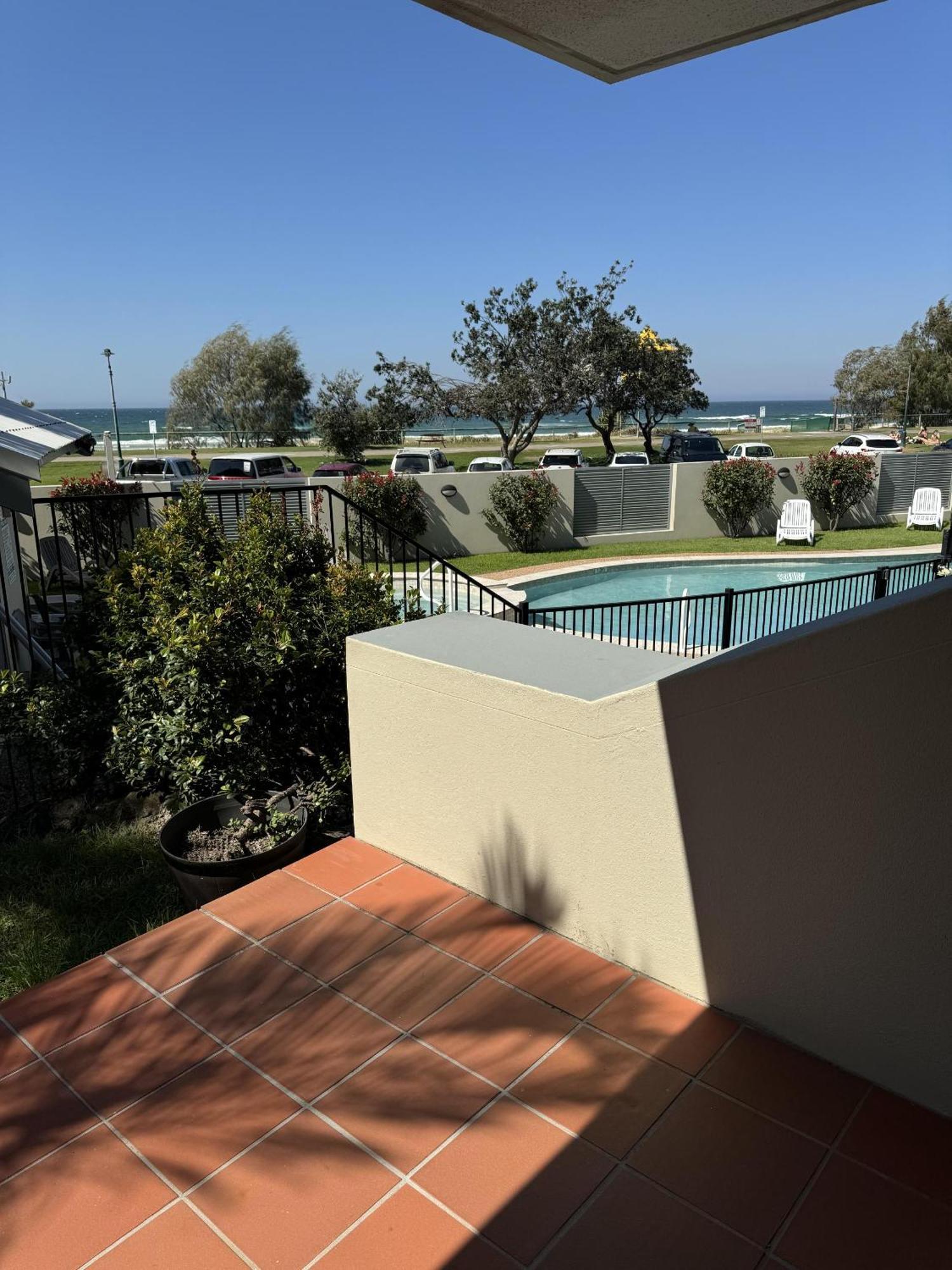 Sandrift Beachfront Aparthotel 3*
