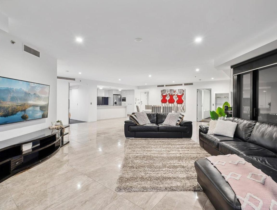 Apartment Circle On Cavill - Hosted By Coastal Letting Gold Coast