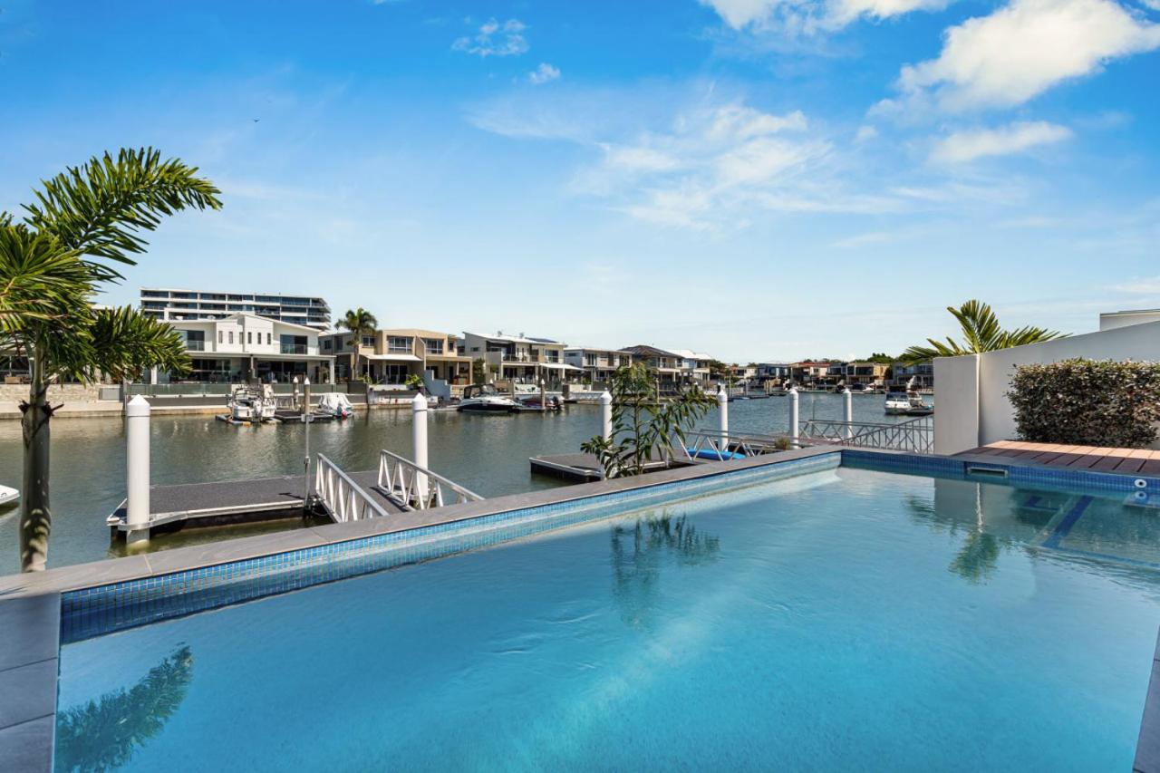Absolute Waterfront Elegancy * Gold Coast
