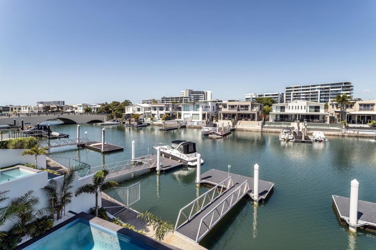 Absolute Waterfront Elegancy Holiday home *