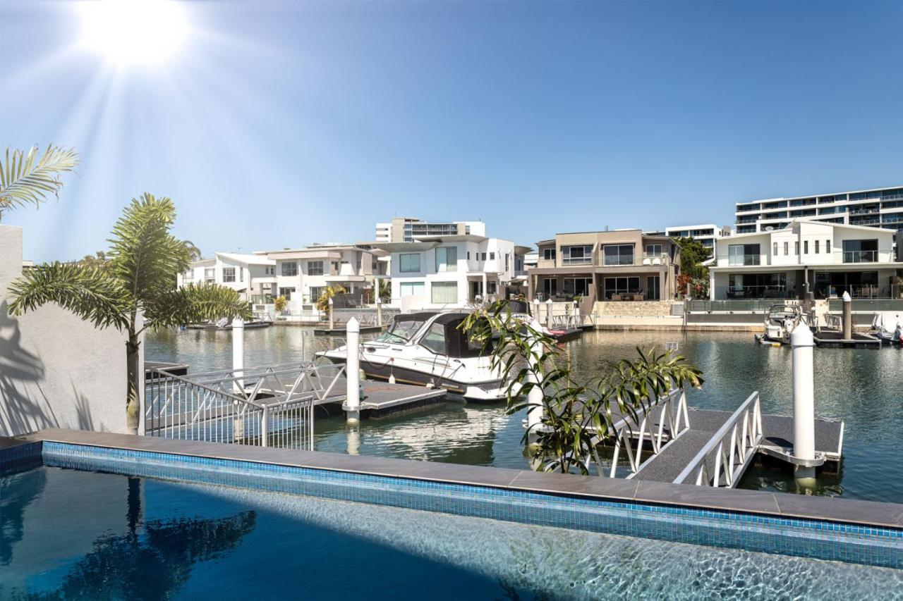Absolute Waterfront Elegancy * Gold Coast