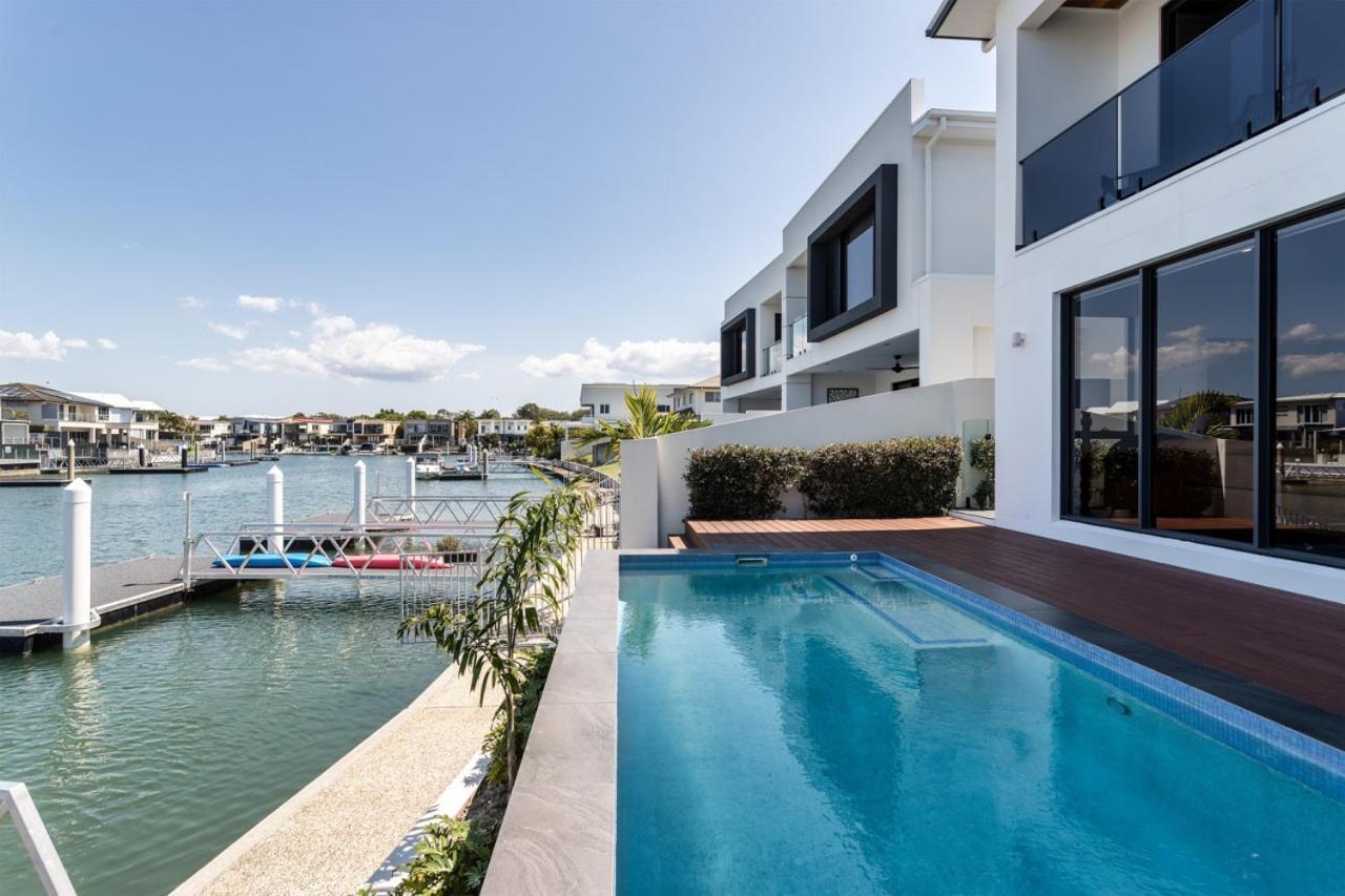 Absolute Waterfront Elegancy Holiday home Gold Coast