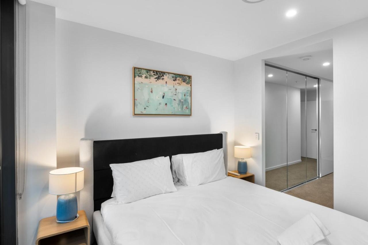 Apartment The Riviera - Brand New Surfers Paradise Riverview 2br With Parking *