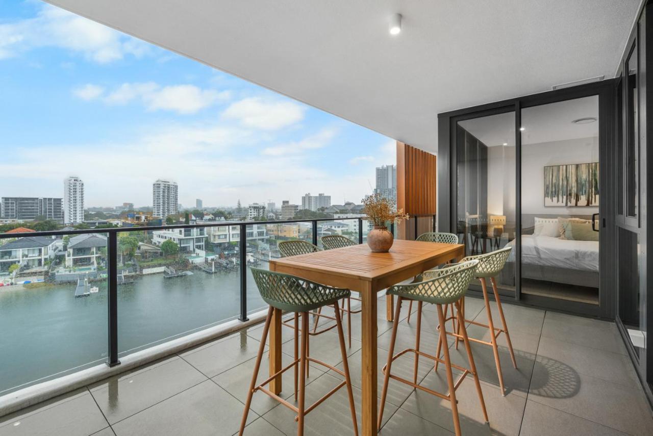 The Haven - Brand New Riverview 2br With Parking Pool Gym At Surfers Paradise