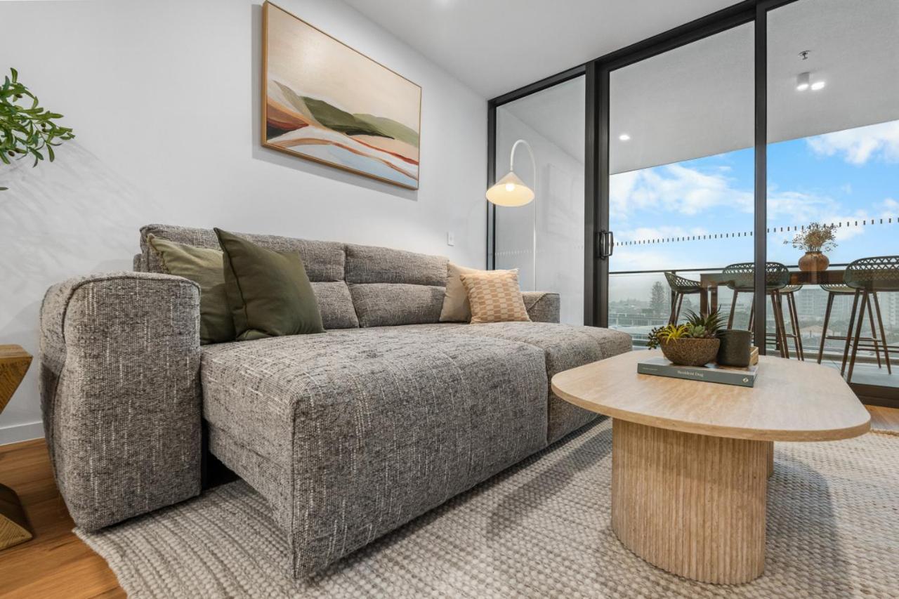 Apartment The Haven - Brand New Riverview 2br With Parking Pool Gym At Surfers Paradise Gold Coast