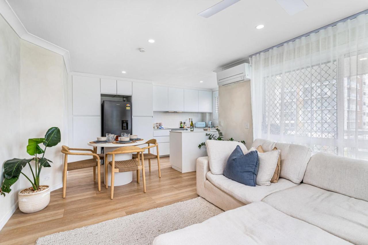 The Palm Getaway Apartment *