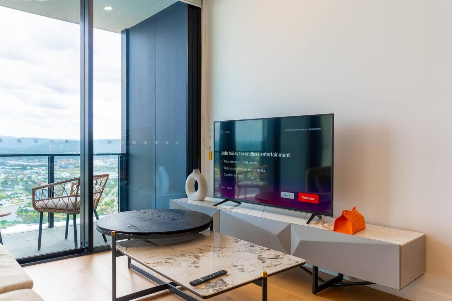 Apartment Serene Hinterland Views From The Star - One Bedroom Luxe On The Star