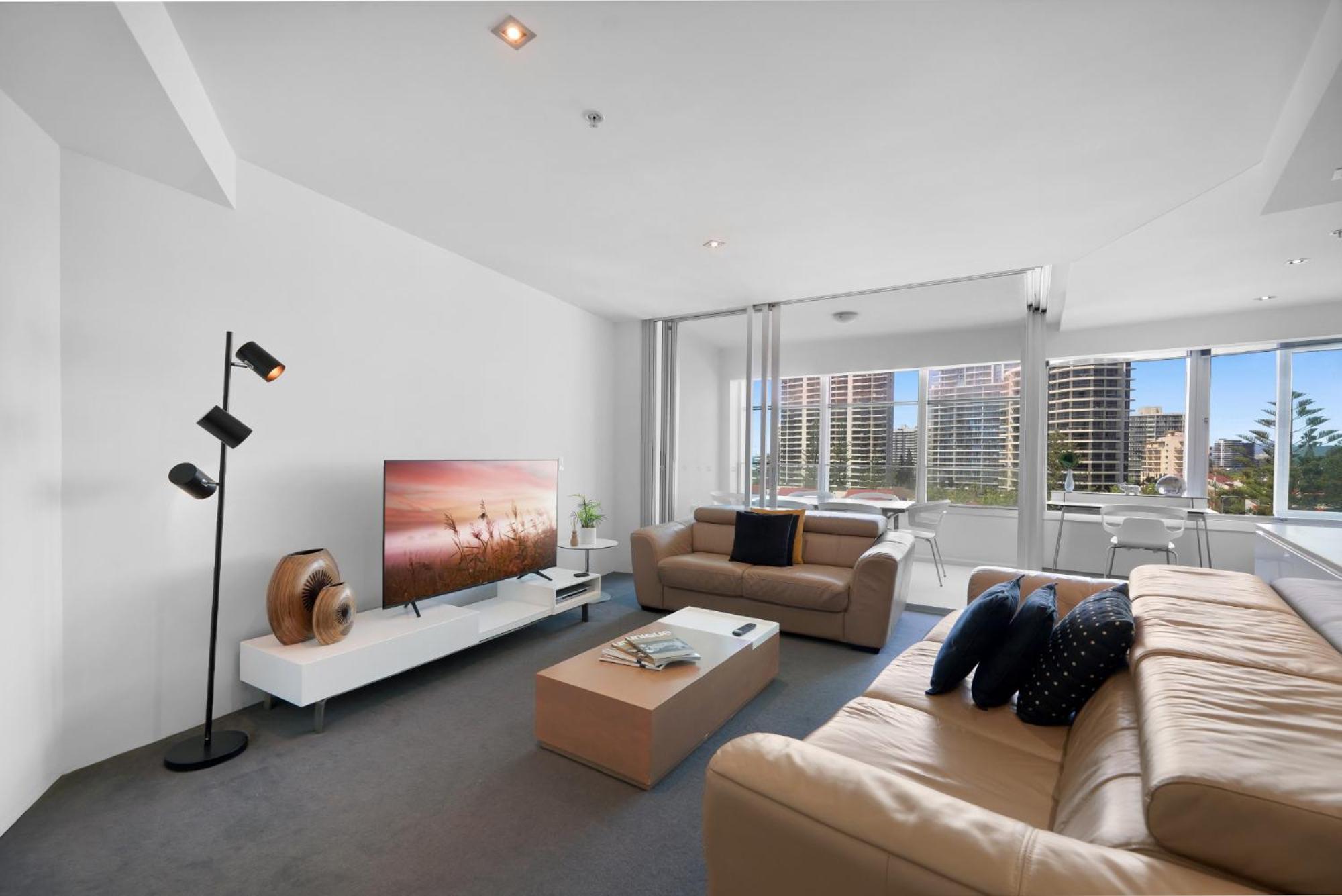 Apartment Scenic 2-bed With Pool, Gym & Secure Parking
