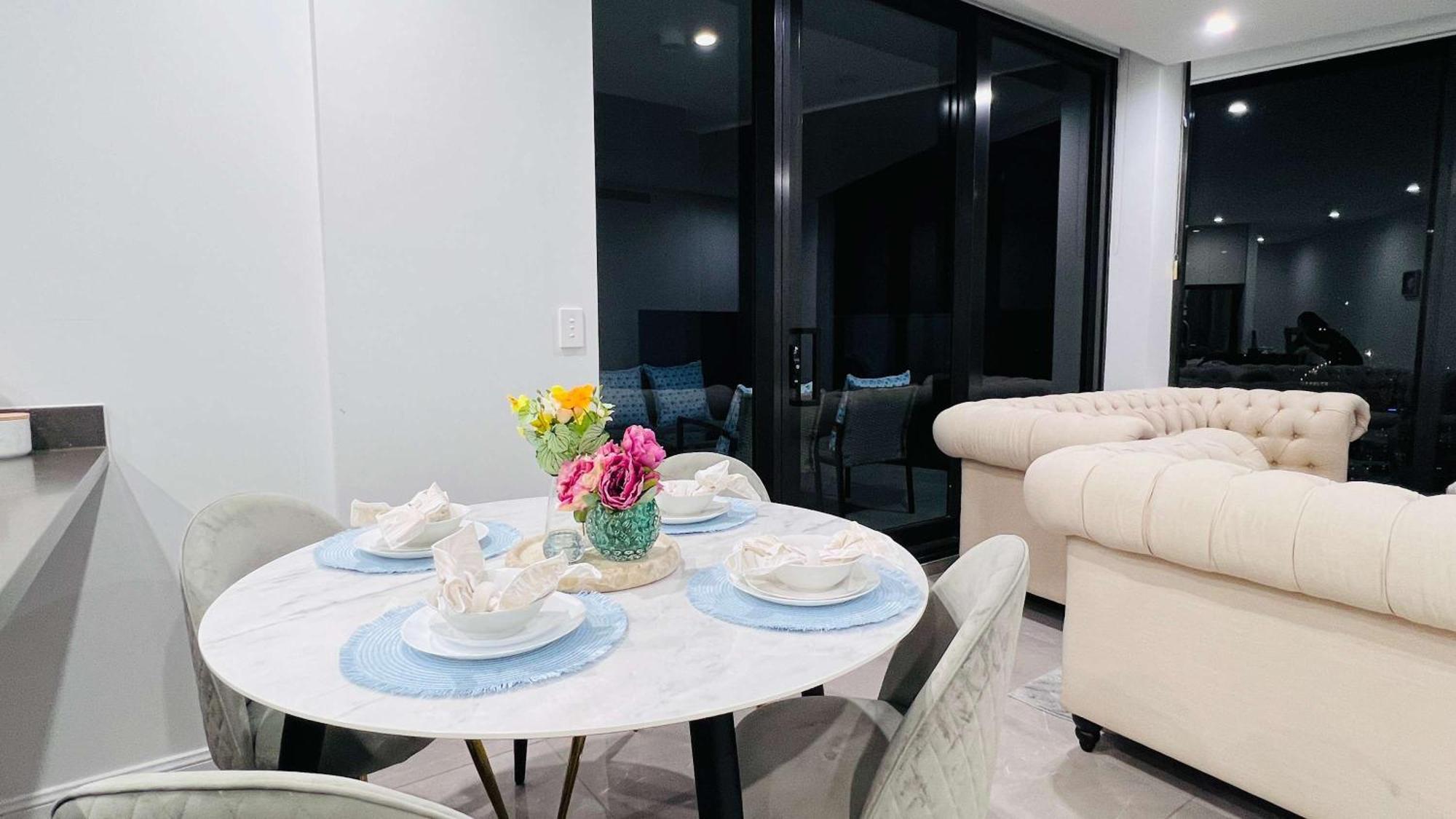 Apartment Beachside Bliss Stunning Views Steps To Shore *