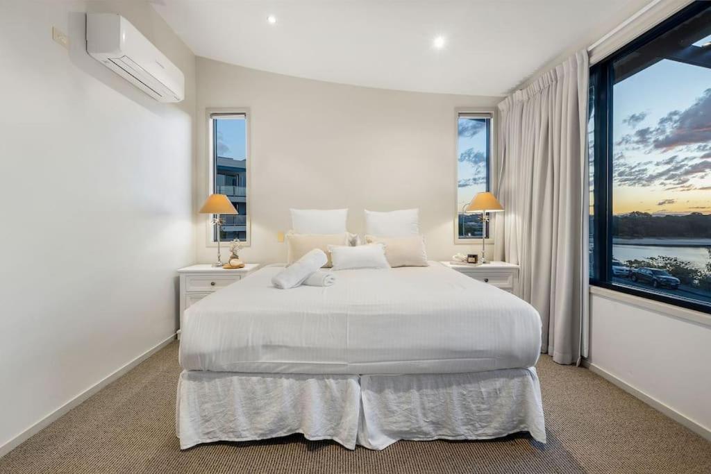 Currumbin Beachside Retreat Holiday home *