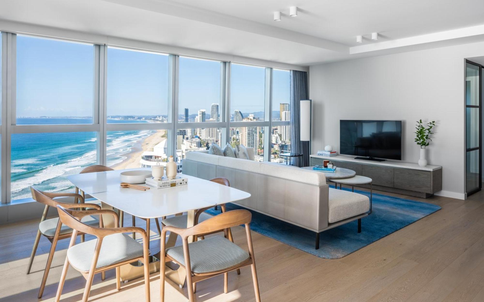 Hotel The Langham, And Jewel Residences
