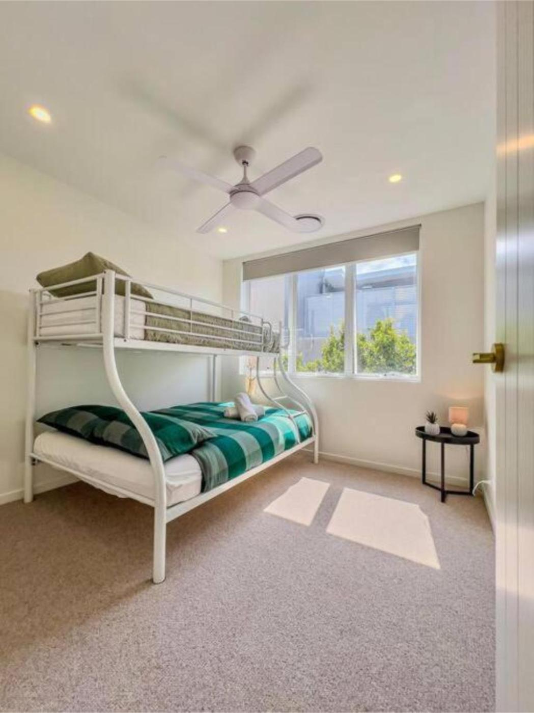 Brand New Large Luxury Apartment