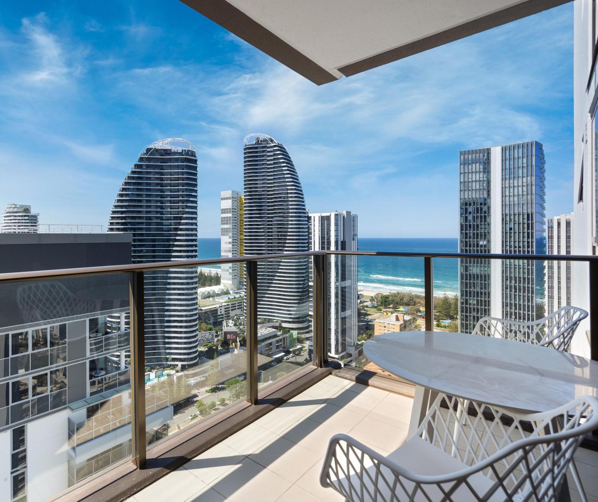 Broadbeach 2b2b Free Parking Apartment Gold Coast