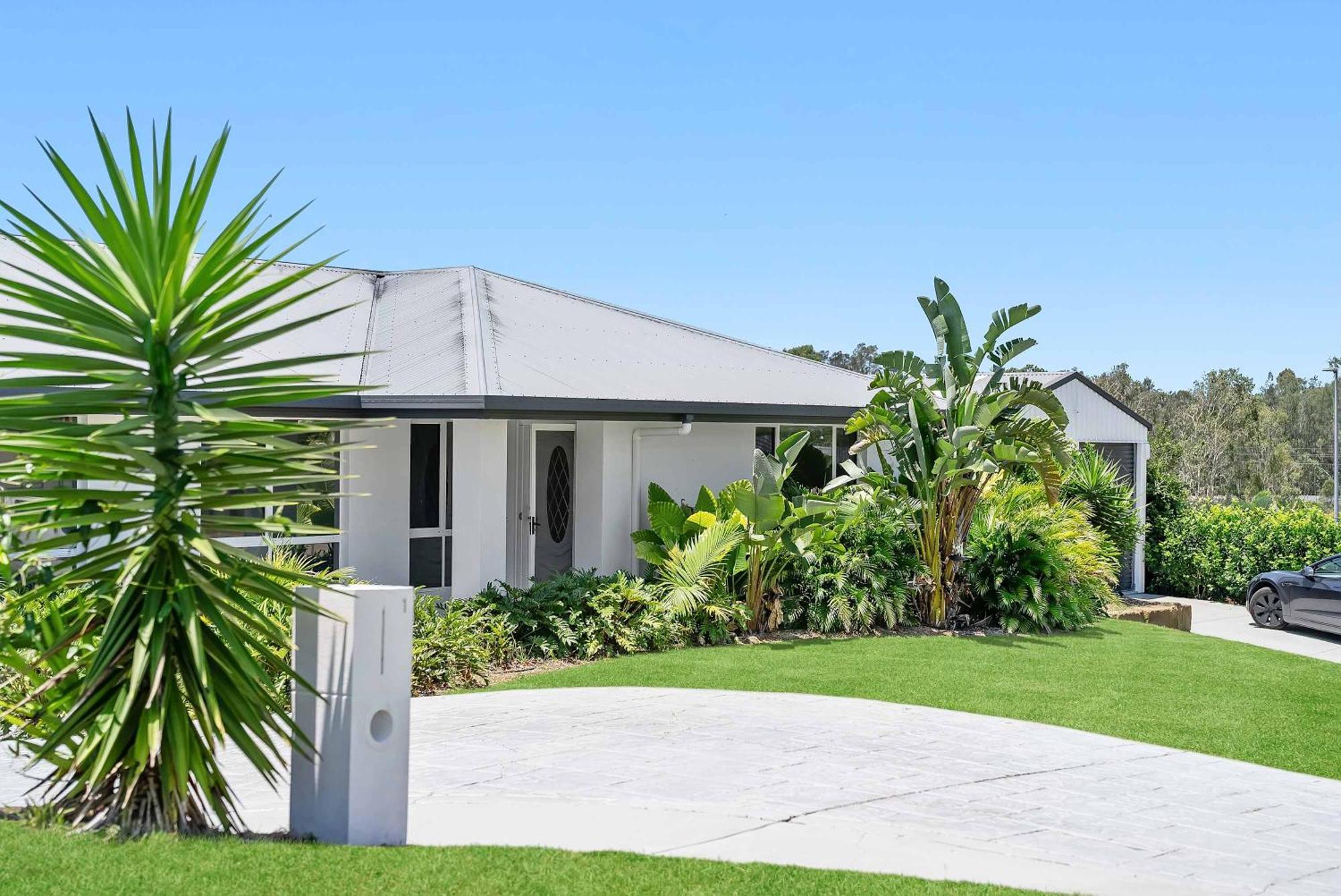 Kin By Khove * Gold Coast