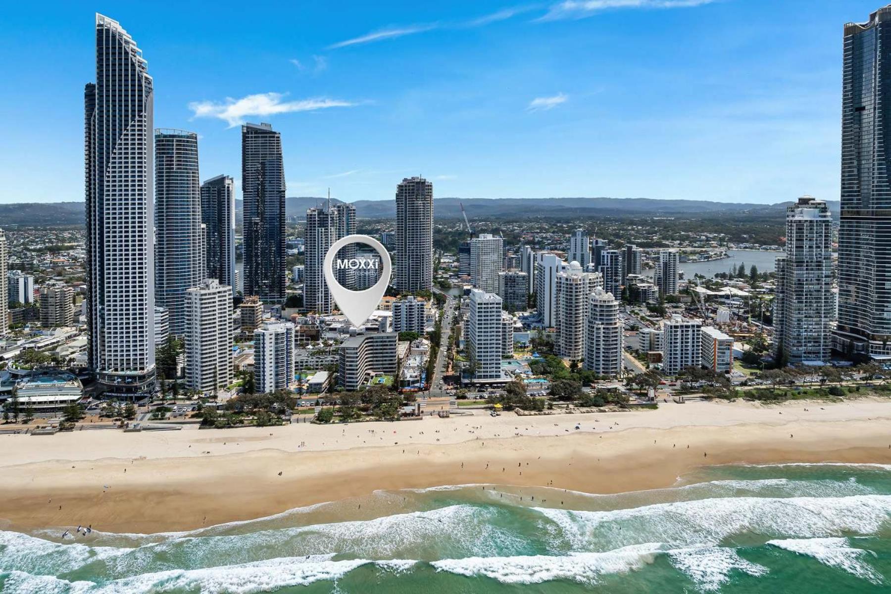 Surfers Paradise Beachfront Apartment Gold Coast