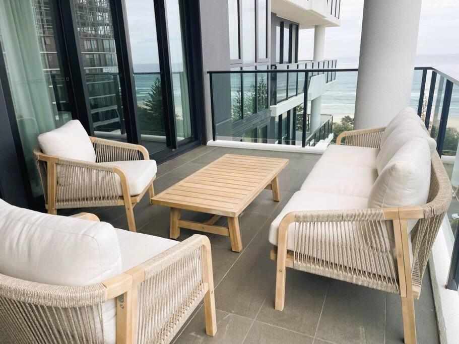Burleigh 1 Bed Location Apartamento