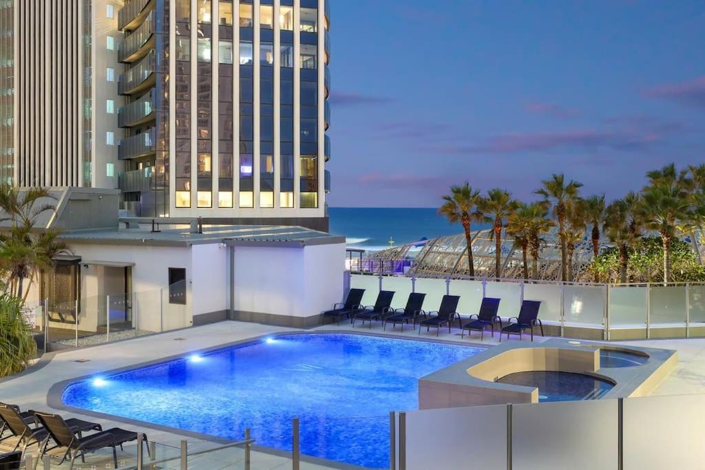 Apartment Surfers Paradise 3 Bed *