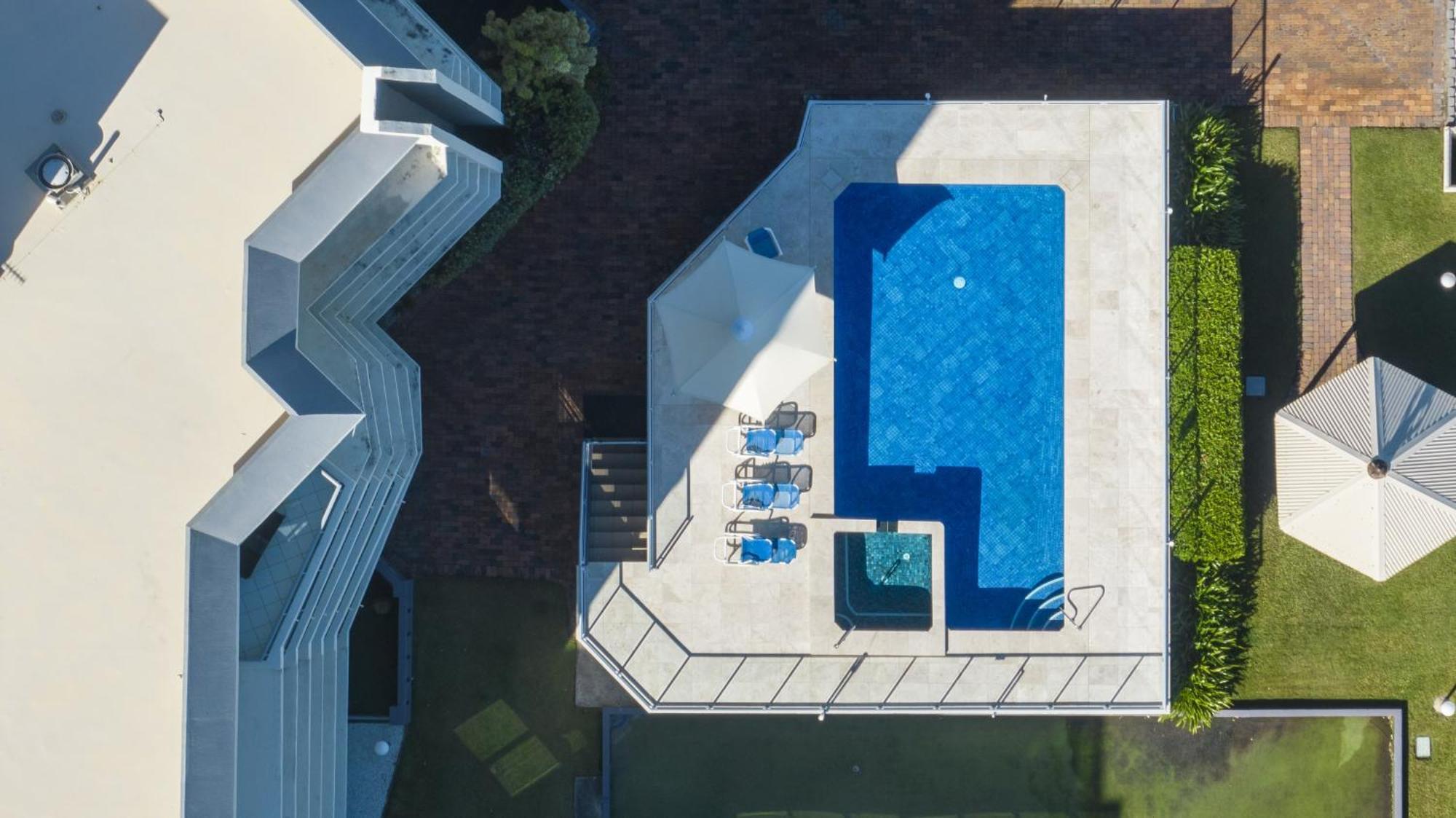 Foreshore Beachfront 3* Gold Coast
