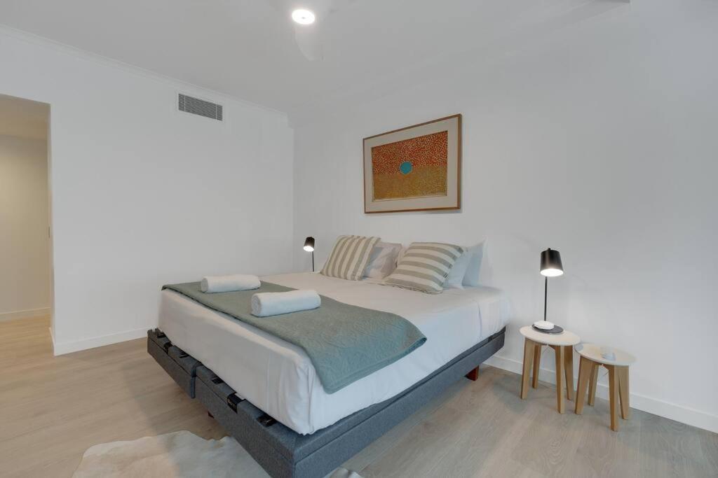 Apartamento Private Rooftop Beachside 3-bed With Pool *