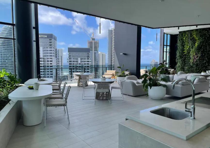 La Jolla Broadbeach