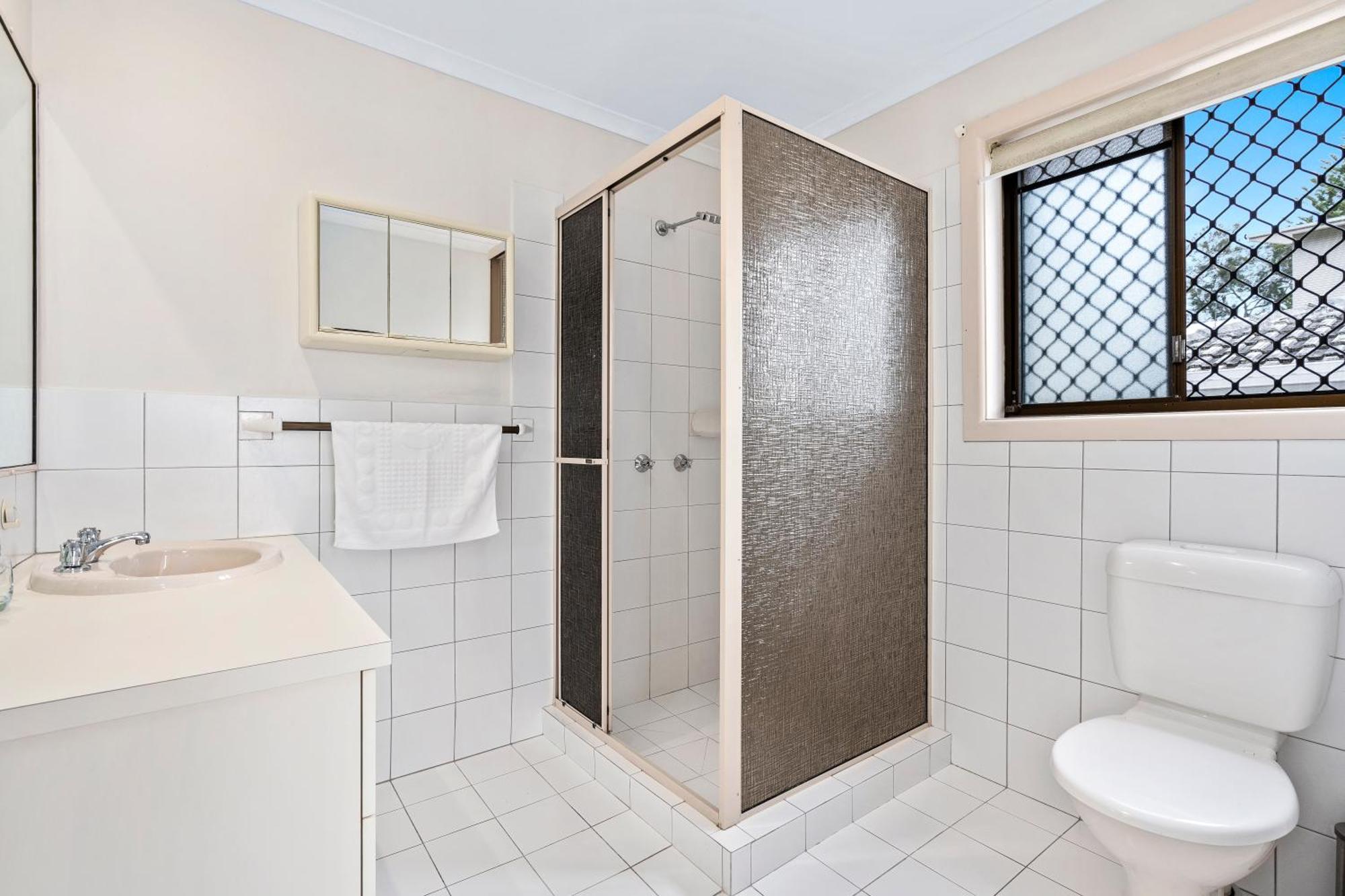 Perfect Waterfront Escape In Surfers Paradise Holiday home *